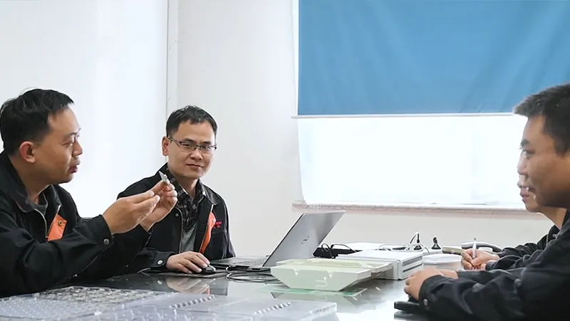 Servicio posventa y soporte técnico continuo