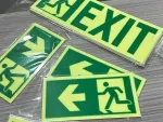 Señales autoluminiscentes personalizadas